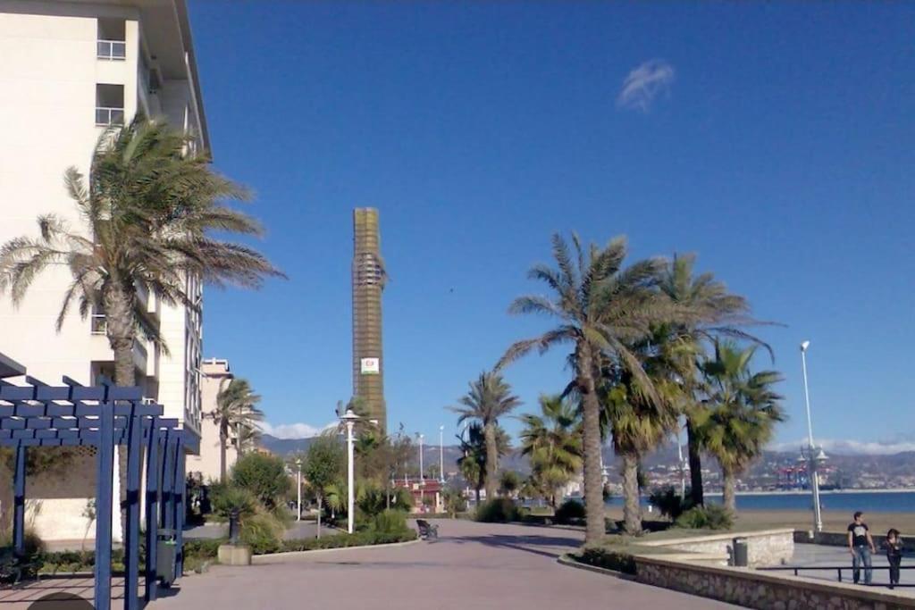 Playa Huelin Beach Malaga Exterior photo